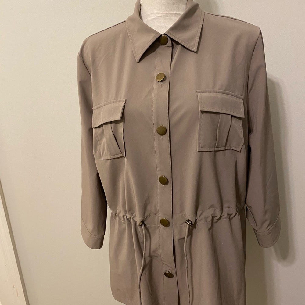 Women Jacket Weekend by Chico’s 2 Tan Lightweight Jacket Casual